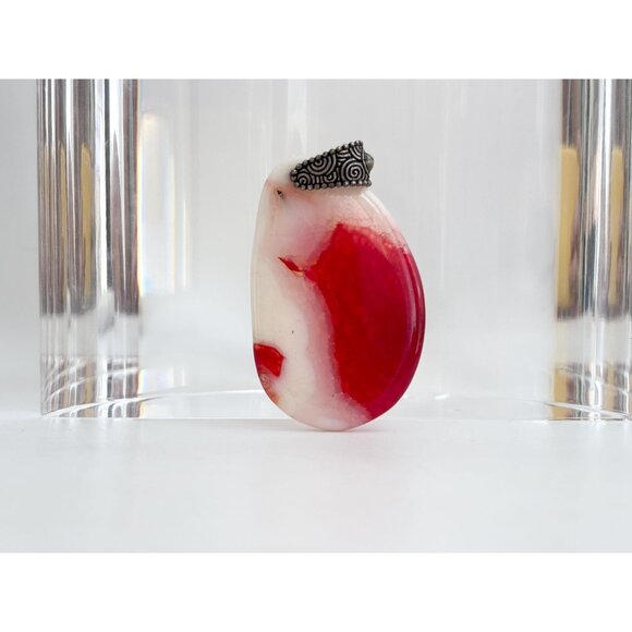 Red & White Polished Agate Crystal Oval Silver Toned Teardrop Vintage Pendant - Picture 9 of 12